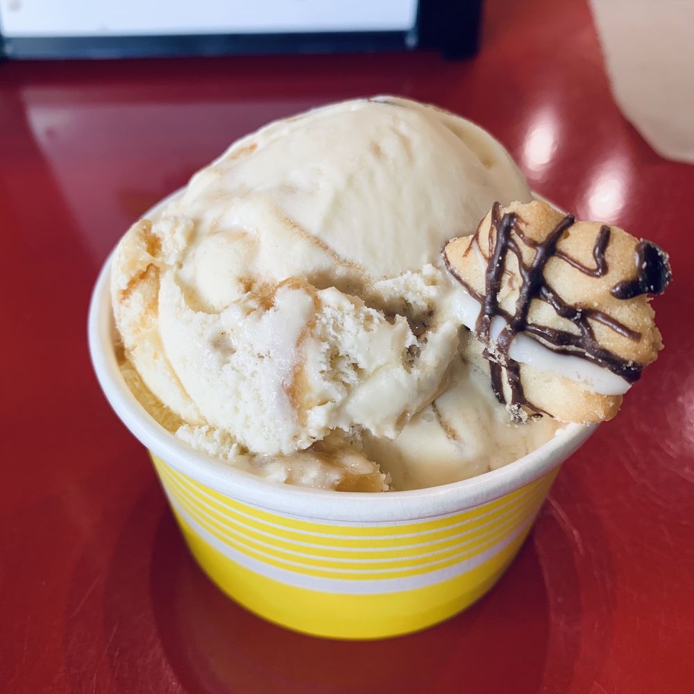 MOLLY & MYLES ICE CREAM CLOSED Updated August 2024 15 Photos & 10