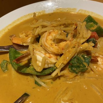 Varee Asian Cafe & Bakery - Evil Jungle Noodles w/shrimp - Patisserie/Cake Shop Near Me - Wilson, North Carolina Varee Asian Cafe & Bakery - Evil Jungle Noodles w/shrimp - Patisserie/Cake Shop Near Me - Wilson, North Carolina