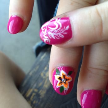 Tracy's Nails & Spa - Great job and fantastic art work by Kim & Diana! - Nail Salons Near Me - Valencia, California