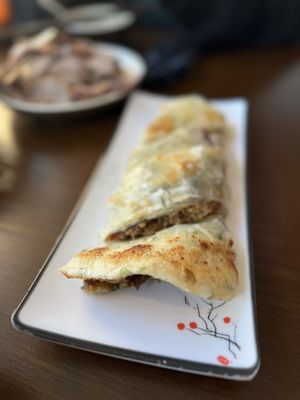 DH Noodles & Grill 敦煌兰州牛肉拉面 by null
