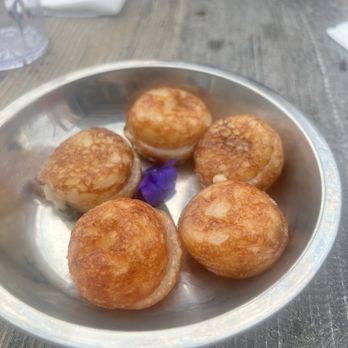 Gai Noi - Desserts Near Me - Minneapolis, Minnesota