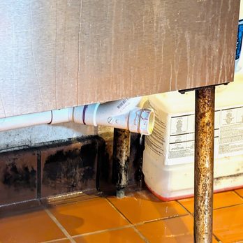 Applebee's Grill + Bar - Under the sink in the bar area. - American Near Me - Sumter, South Carolina