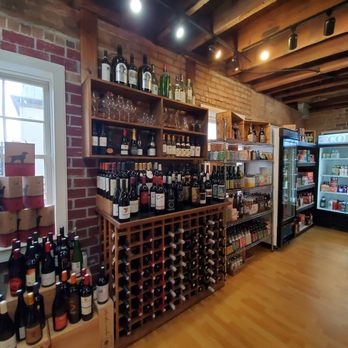 Purveyors on Main - Beer, Wine & Spirits Near Me - Lexington, Virginia Purveyors on Main - Beer, Wine & Spirits Near Me - Lexington, Virginia