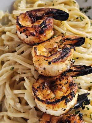 Renzo's Trattoria and Pizzeria by null