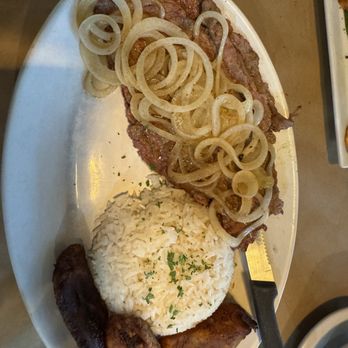 Lazaro's Cuban Cuisine - Palomilla Steak with Onions - Cuban Near Me - Roswell, Georgia Lazaro's Cuban Cuisine - Palomilla Steak with Onions - Cuban Near Me - Roswell, Georgia