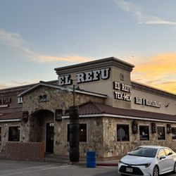 El Refu - Adds a 18% tip without telling you that it's already done. That's stealing from their customers.