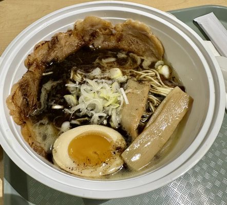 Torimaru Ramen by null