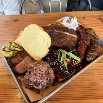 Moo's Craft Barbecue - Barbeque Near Me - Los Angeles, California