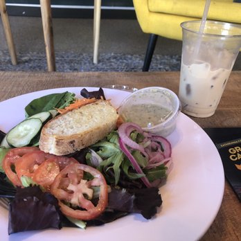 Eat n' Run Cafe - Green salad  with lemon garlic dressing  and iced lavender latte - Sandwiches Near Me - Flagstaff, Arizona