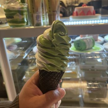 Kyo Matcha - Cone - Ice Cream & Frozen Yogurt Near Me - Richfield, Minnesota