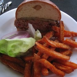 Akasha - Turkey burger