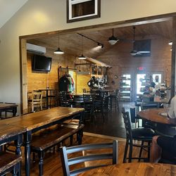 Twisted Vine Winery - Inside seating