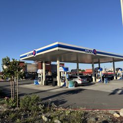 Arco With Food Mart