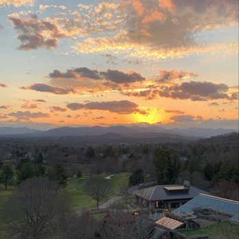 Edison, Craft Ales + Kitchen - Views - Gastropubs Near Me - Asheville, North Carolina Edison, Craft Ales + Kitchen - Views - Gastropubs Near Me - Asheville, North Carolina