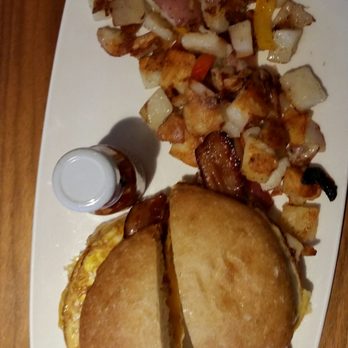 Bite Restaurant - Egg sandwich and hash browns - New American Near Me - Tacoma, Washington Bite Restaurant - Egg sandwich and hash browns - New American Near Me - Tacoma, Washington