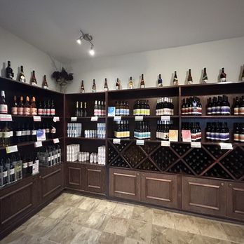 Riverview Cellars Winery - wine bottles on shelves - Wineries Near Me - Niagara On the Lake, Ontario Riverview Cellars Winery - wine bottles on shelves - Wineries Near Me - Niagara On the Lake, Ontario