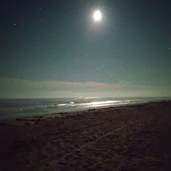 Ponquogue Beach - Beaches Near Me - Hampton Bays, New York