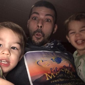 Lets Get Moving - Funny face time with the twins!! Locally Owned and operated! - Movers Near Me