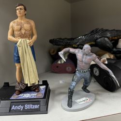 Figurines