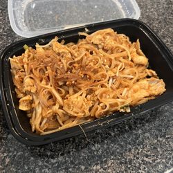 Thai Elephants II - Horrible Chicken Pad Thai.