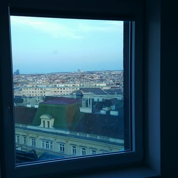 Ruby Marie Hotel & Bar - Hotels Near Me - Vienna, 9