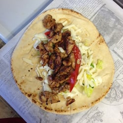 Out To Lunch Food Truck - Chicken souvlaki with fresh veggies and juicy chicken