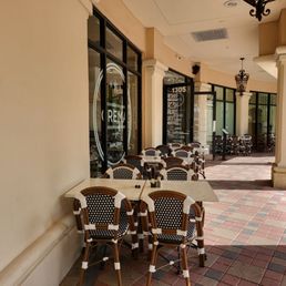 Exterior outside entrance of Crema Gourmet - Boca Raton, Florida Exterior outside entrance of Crema Gourmet - Boca Raton, Florida