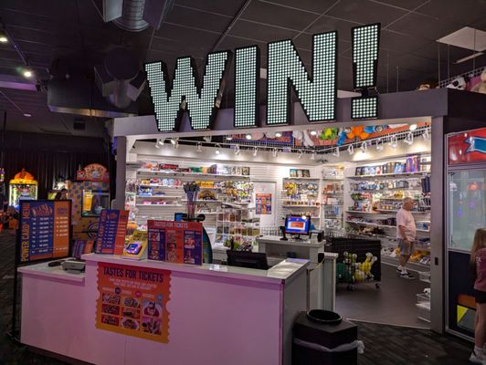 Dave & Buster's Phoenix - Scottsdale by null