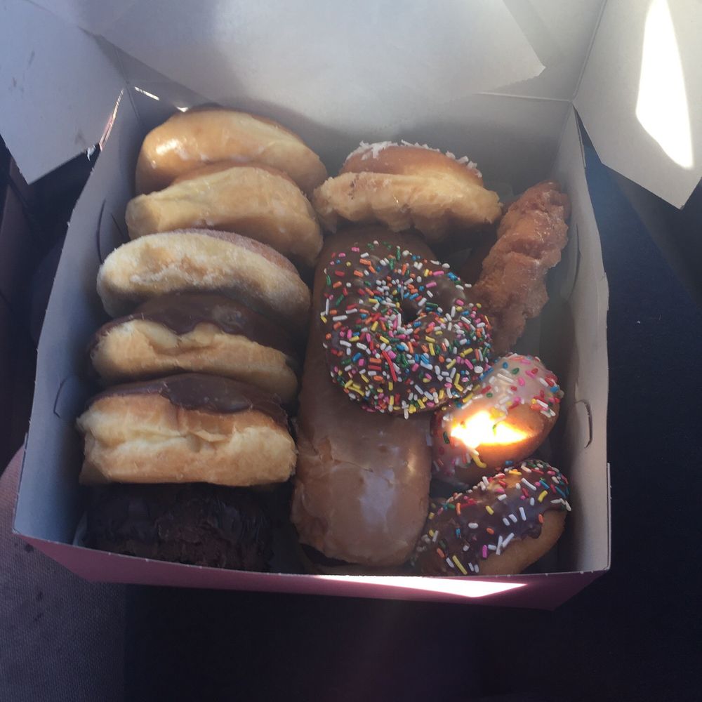 Donut Delite - Donuts Near Me - Simi Valley, California Donut Delite - Donuts Near Me - Simi Valley, California