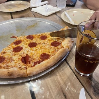 Big Tony's Pizzeria - New York style pizza - Pizza Near Me - Cookeville, Tennessee Big Tony's Pizzeria - New York style pizza - Pizza Near Me - Cookeville, Tennessee