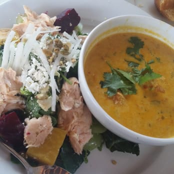 Windsor - Spring Mix Salad w/ Salmon and Chicken Curry Soup - New American Near Me - Phoenix, Arizona Windsor - Spring Mix Salad w/ Salmon and Chicken Curry Soup - New American Near Me - Phoenix, Arizona
