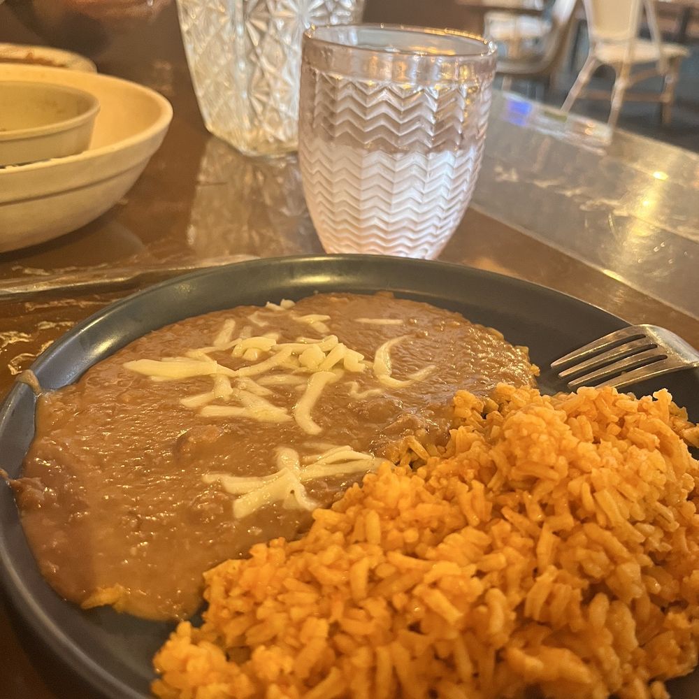 Barrio Eats & Drinks - Side beans and rice - Mexican Near Me - El Paso, Texas Barrio Eats & Drinks - Side beans and rice - Mexican Near Me - El Paso, Texas