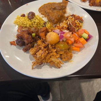 Destination India Restaurant and Bar - Buffet plate - Indian Near Me - Lafayette, Louisiana