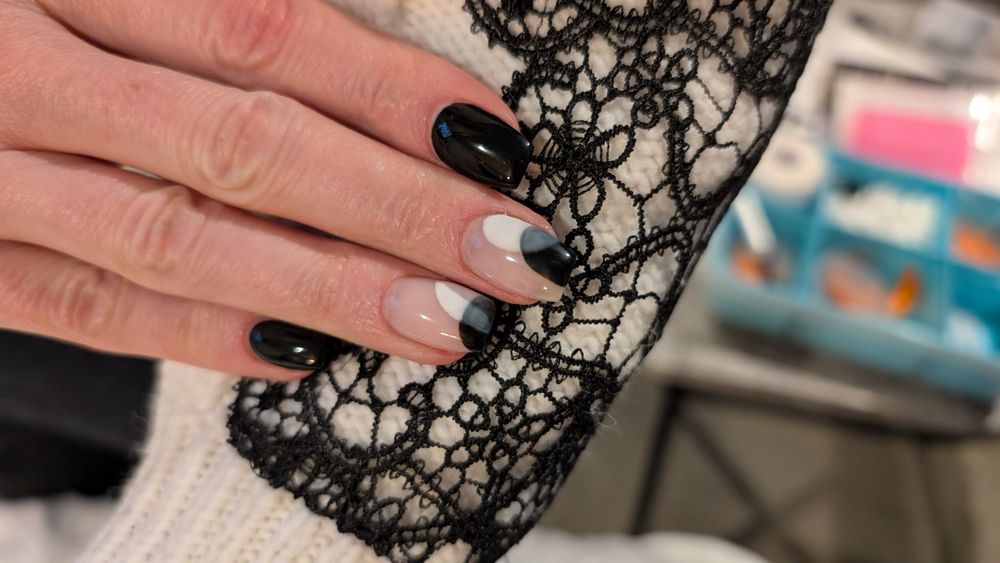 NAILS WITH JENN - Updated May 2026 - 19 Photos - 613 SW Cascade Ave ...