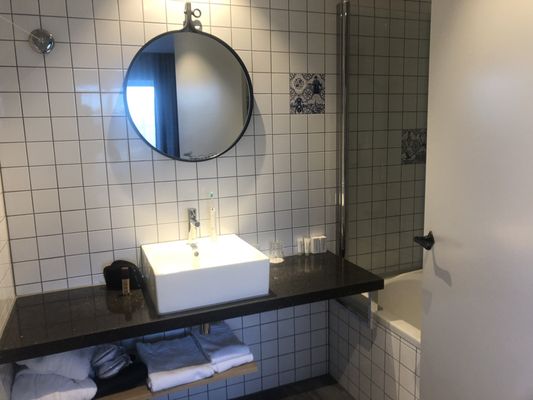 Urban Lodge Hotel by null