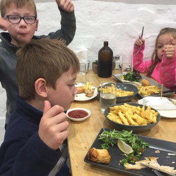 Zaki's Fish And Grill - The kids LOVE this place!!! - Fish & Chips Near Me - Newtown, VIC Zaki's Fish And Grill - The kids LOVE this place!!! - Fish & Chips Near Me - Newtown, VIC