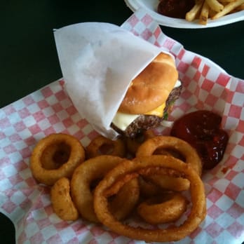 Tommy's Burger Stop - Burgers Near Me - Anchorage, Alaska