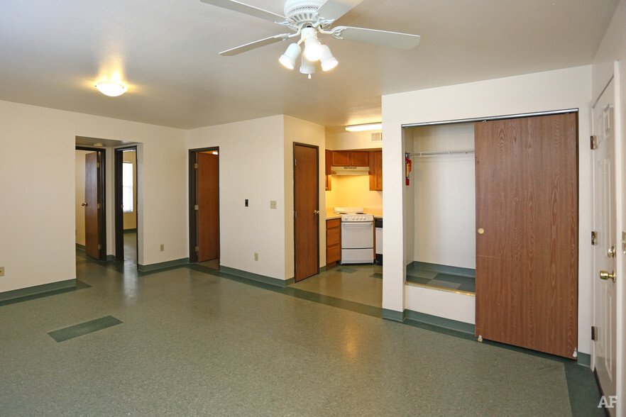 EATON VILLAGE APARTMENTS Updated May 2024 Request Information