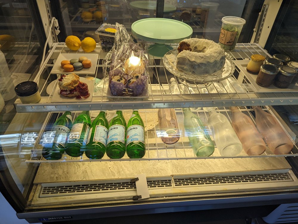 Miel et Beurre Breakfast Cafe