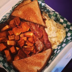 Staggers Pub & Grub