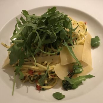 Restaurant Garlic Queen - Garlic, cheese and pasta. Yum! - Salad Near Me - Amsterdam, New Hampshire