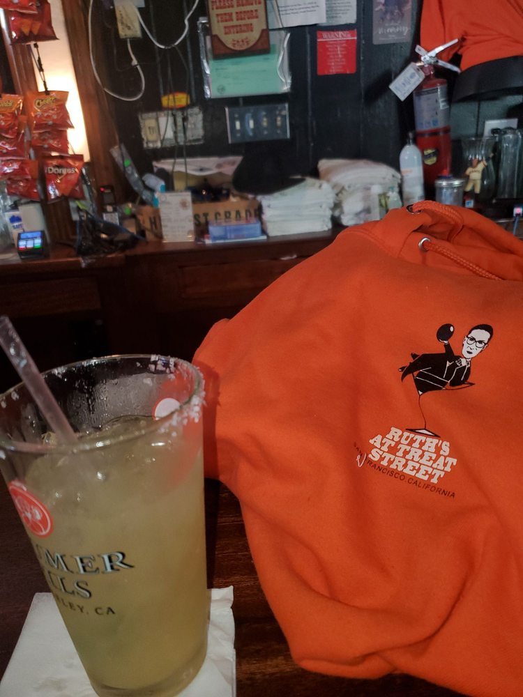 Ruth’s At Treat Street Logo