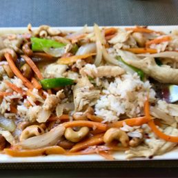 Stirfry chicken, veggies, and Cashew nuts... Best I've had anywhere. Stirfry chicken, veggies, and Cashew nuts... Best I've had anywhere.