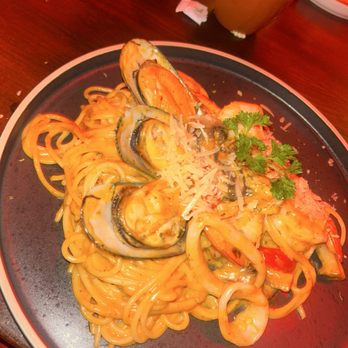 Tiki Thai - Seafood Pasta - Thai Near Me - Atlanta, Georgia