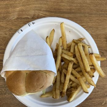 Do-B's - Cheesesteaks Near Me - Emporia, Kansas
