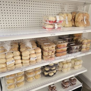 Tinda Filipino Store - Bakery section - International Grocery Near Me - Katy, Texas