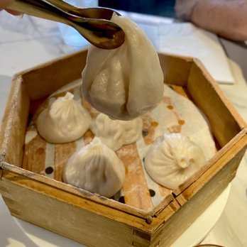 Cheli - Flushing - Xiao Long Bao (skin pull test) - Shanghainese Near Me - Flushing, New York Cheli - Flushing - Xiao Long Bao (skin pull test) - Shanghainese Near Me - Flushing, New York