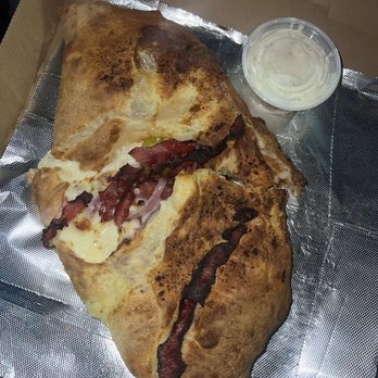 Pop Pop's Pizza - Calzone - Pizza Near Me - McFarland, California Pop Pop's Pizza - Calzone - Pizza Near Me - McFarland, California