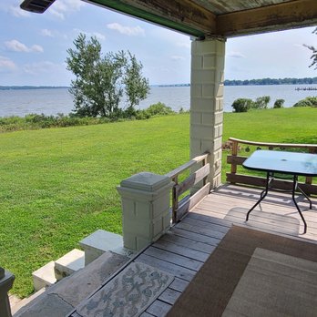 Endeavor Point - Osprey Suite porch - Campgrounds Near Me - Benedict, Maryland