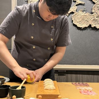 Mako - Sushi Bars Near Me - Chicago, Illinois